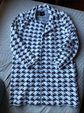 Liverpool Black & White Houndstooth Teddy Jacket Size Small